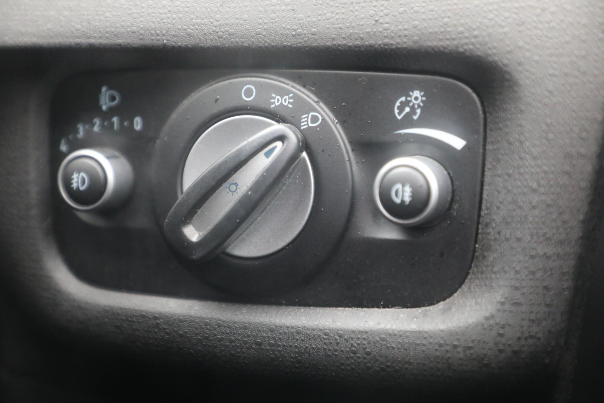 Large vehicle image
